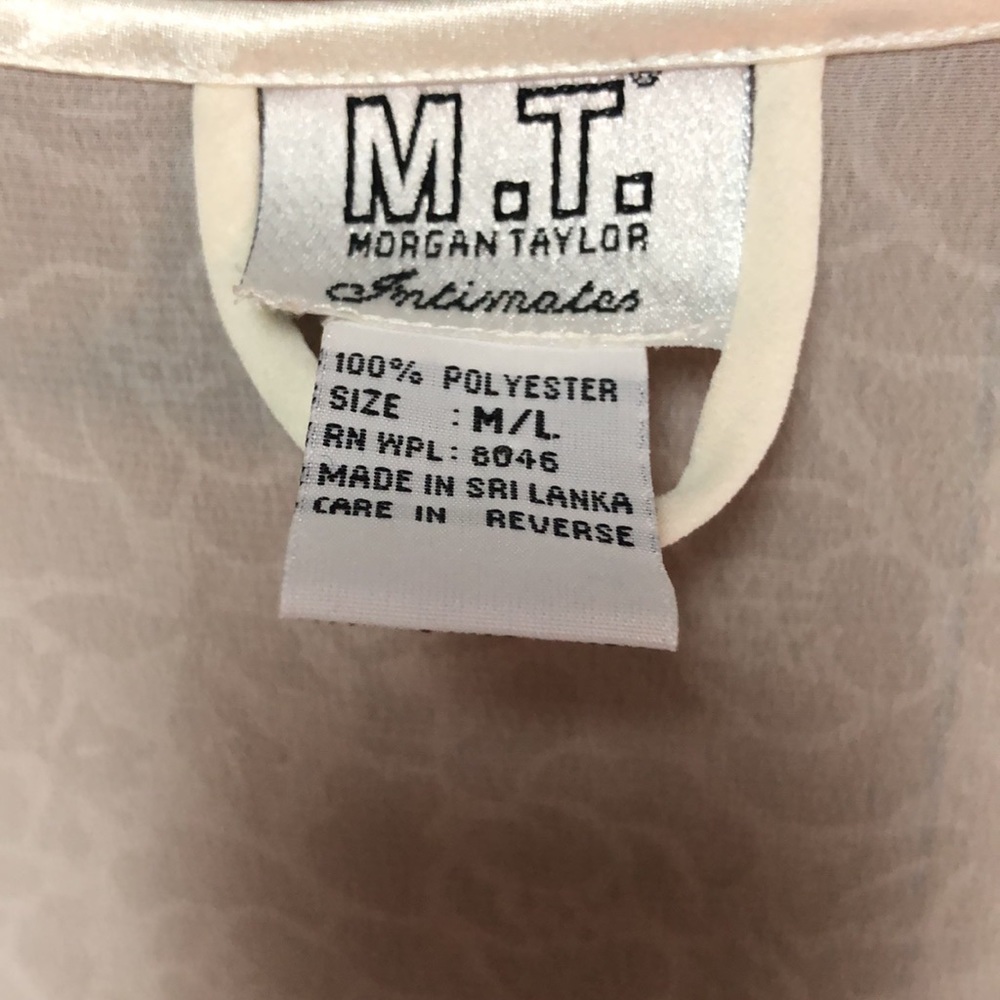 Morgan Taylor Intimates Sheer Robe - Picture 2 of 6